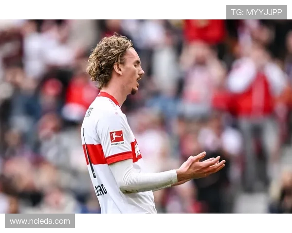 卓尼特斯与柏林联的激烈对决展现足球魅力与战术智慧的巅峰较量